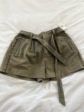 Splendid Olive Green Tie-Waist Shorts